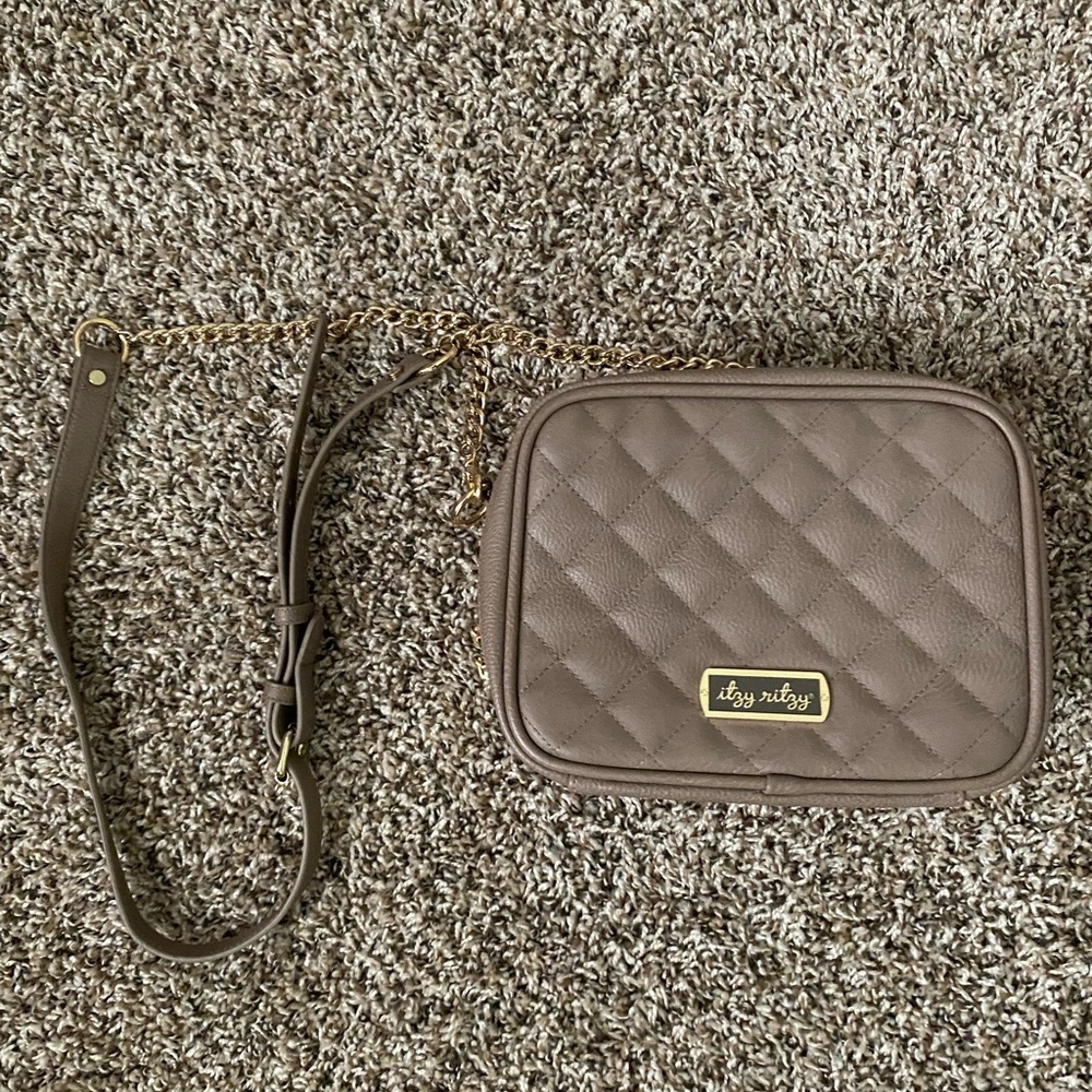 Itzy ritzy diaper crossbody bag